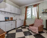 Maison, 176 m²