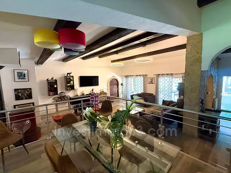 Maison, 250 m²