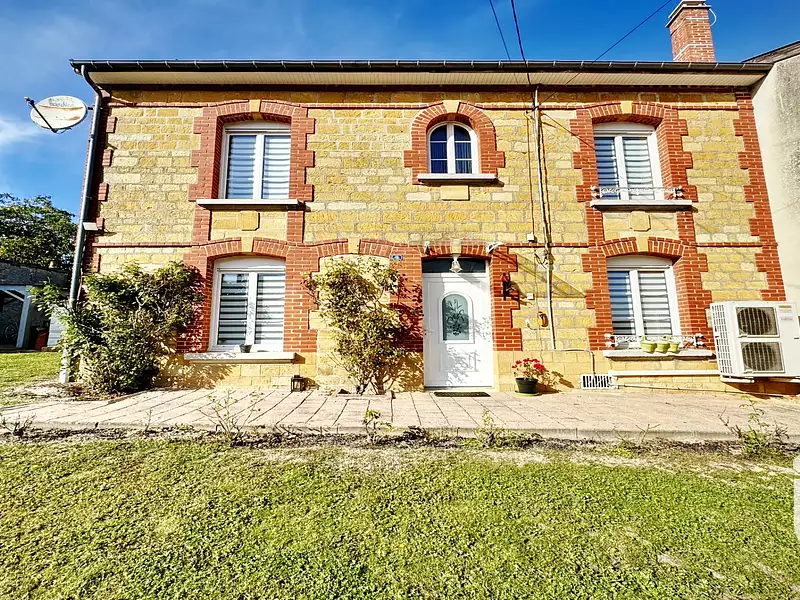 Maison, 169 m²