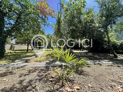 Terrain, 710 m²