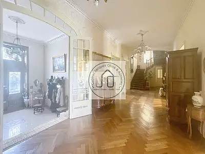 Maison, 503,18 m²