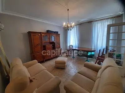 Maison, 198 m²