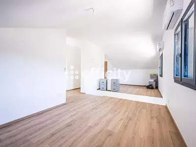 Maison, 215 m²