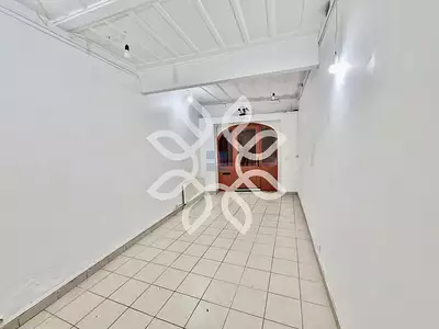 Immeuble, 70 m²
