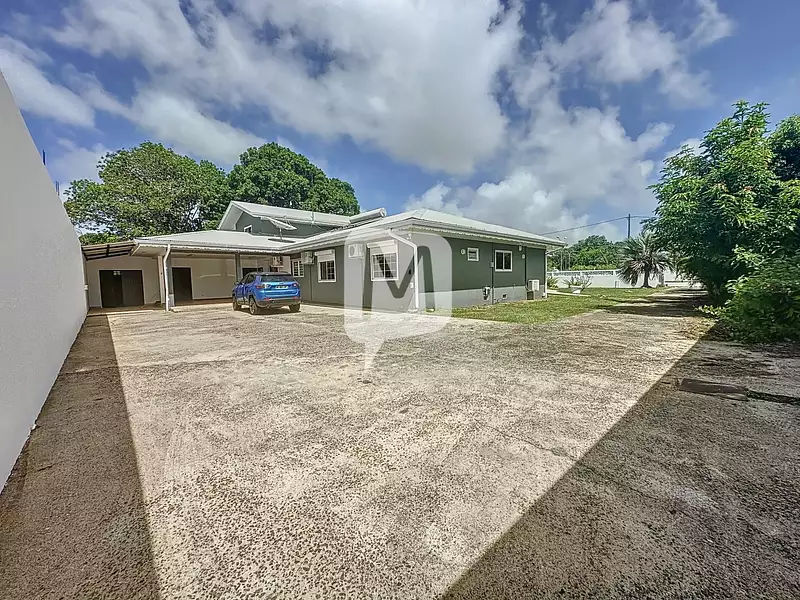 Maison, 244 m²