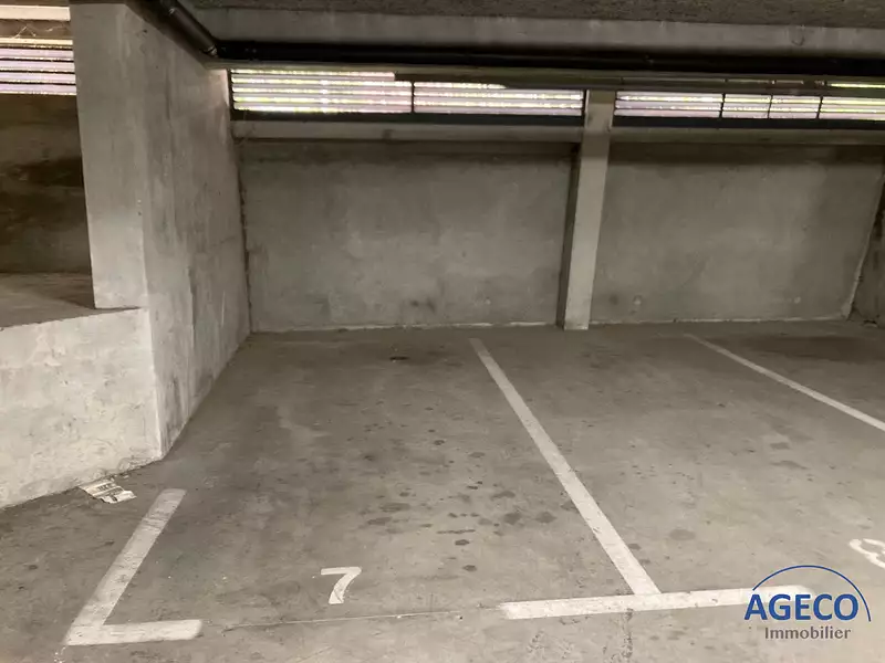 Parking, 13 m²