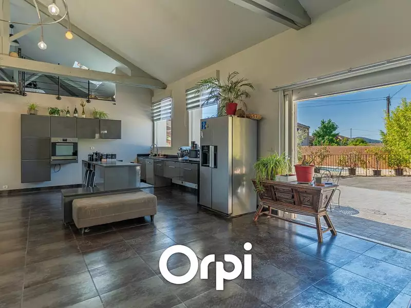Maison, 170 m²