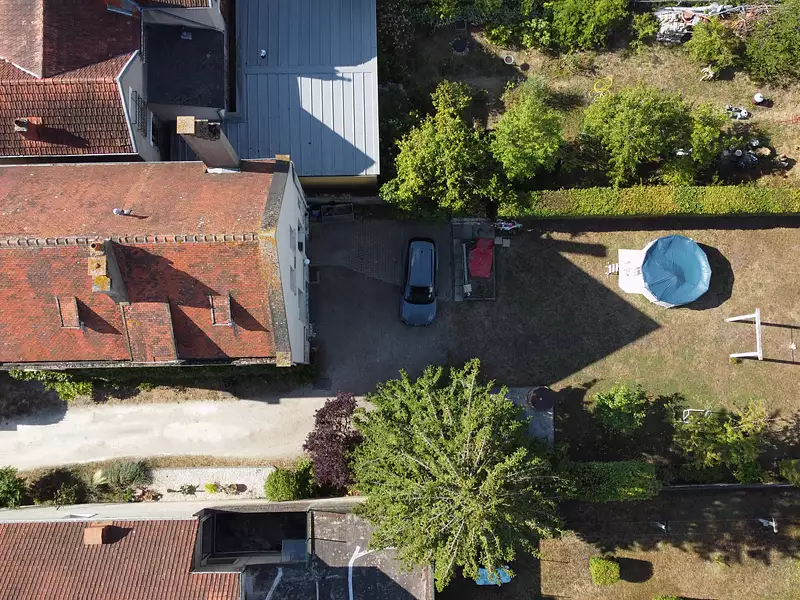 Maison, 166 m²