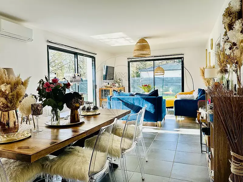 Maison, 93 m²