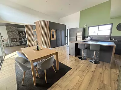 Maison, 136,7 m²