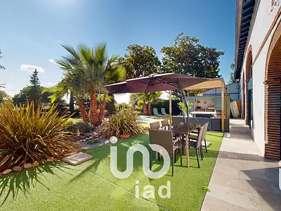 Maison, 290 m²