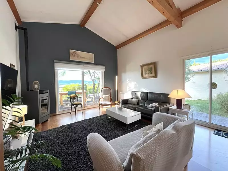 Maison, 180 m²