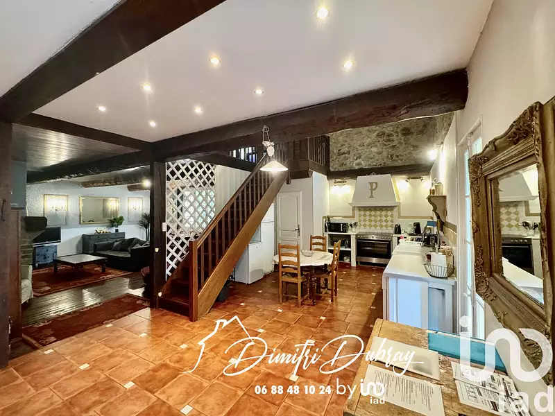 Maison, 198 m²