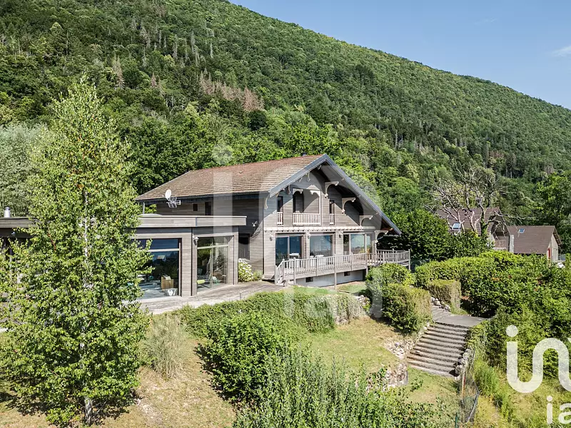 Maison, 332 m²