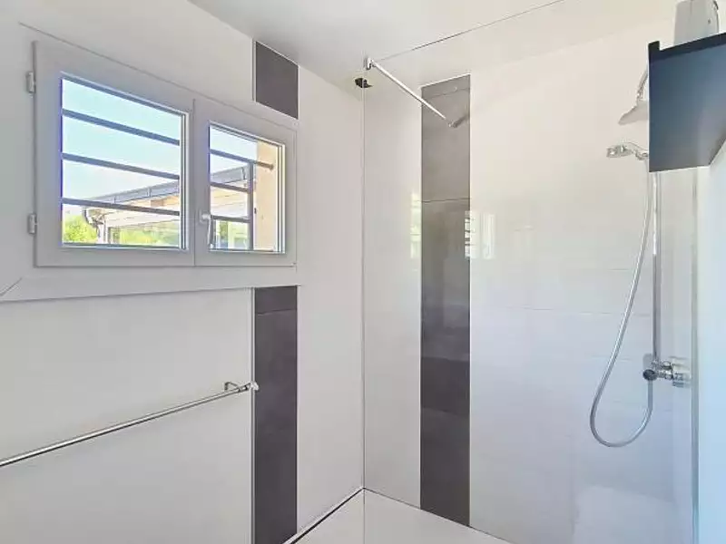Maison, 167 m²
