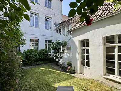 Maison, 240 m²