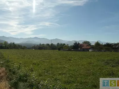 Terrain, 6 810 m²