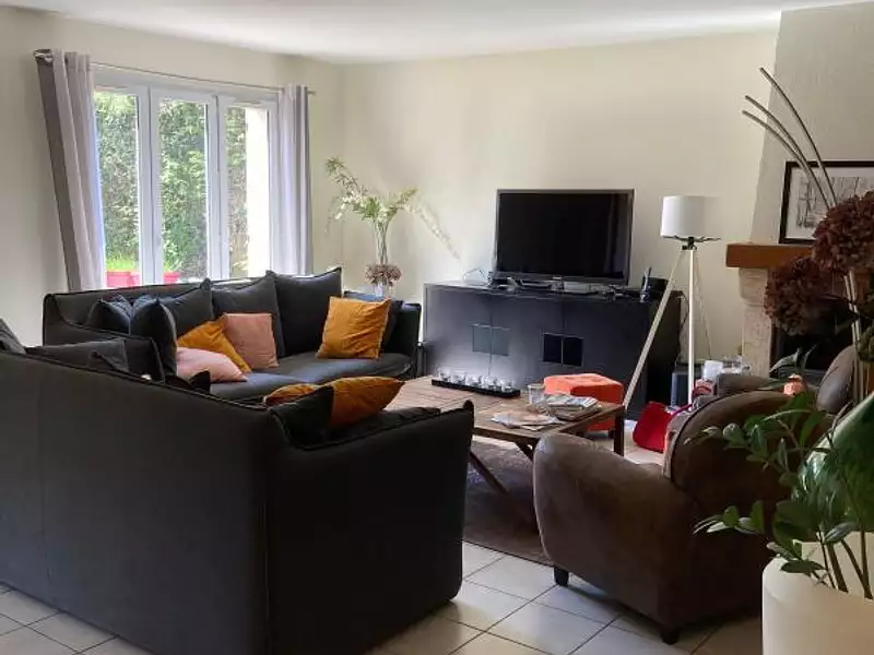 Maison, 186 m²