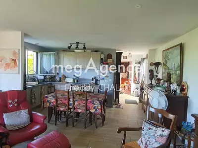 Maison, 201 m²