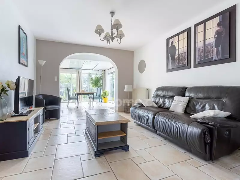 Maison, 211 m²