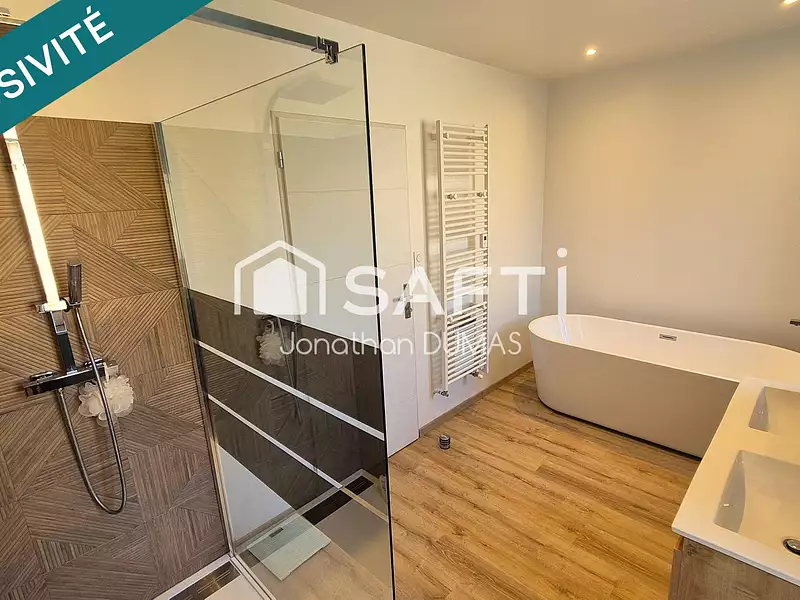 Maison, 140 m²