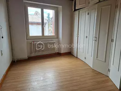 Immeuble, 111 m²