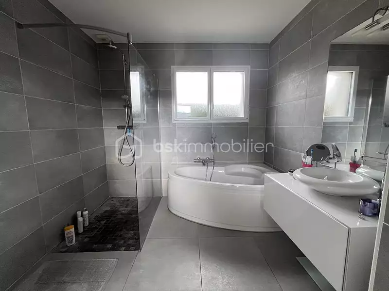 Maison, 134 m²