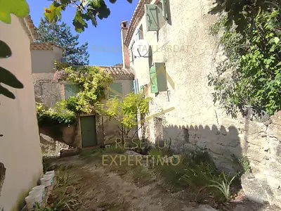 Maison, 221 m²