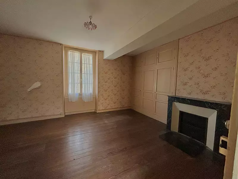 Maison, 225 m²