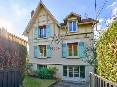 Maison, 144,5 m²