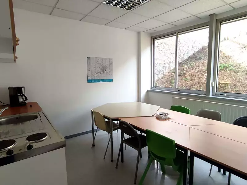 Divers, 300 m²