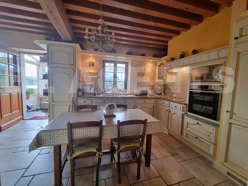 Maison, 190 m²