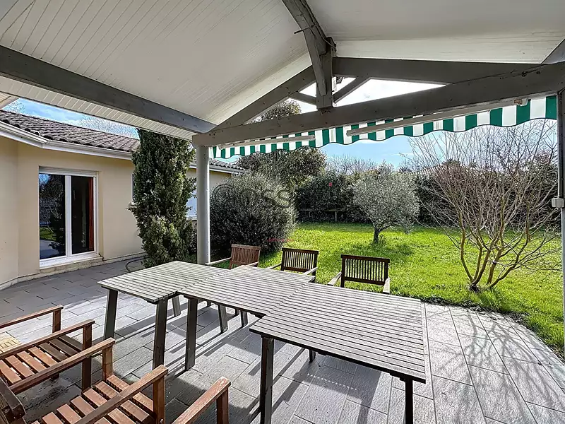 Maison, 145 m²