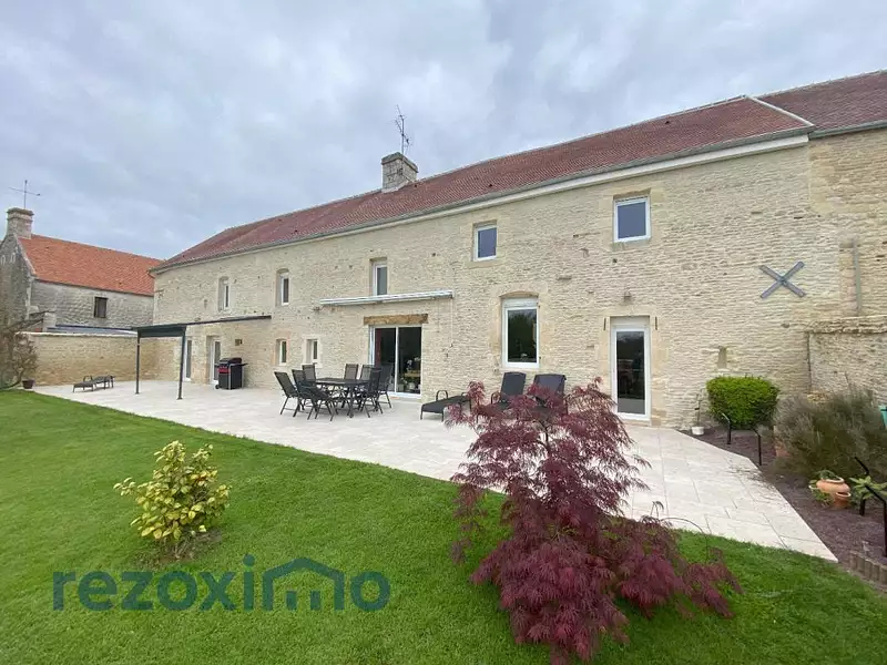 Maison, 236 m²