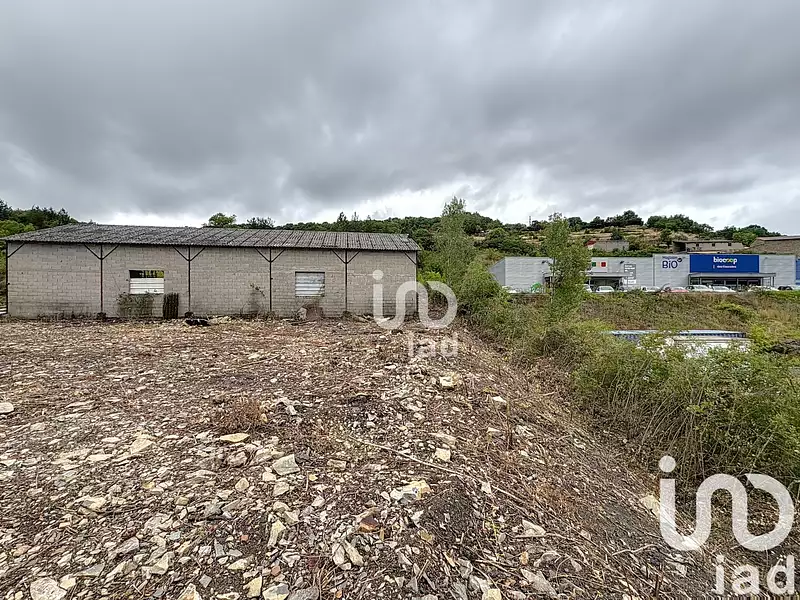 Terrain, 11 808 m²