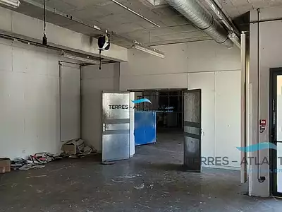 Immeuble, 1 200 m²