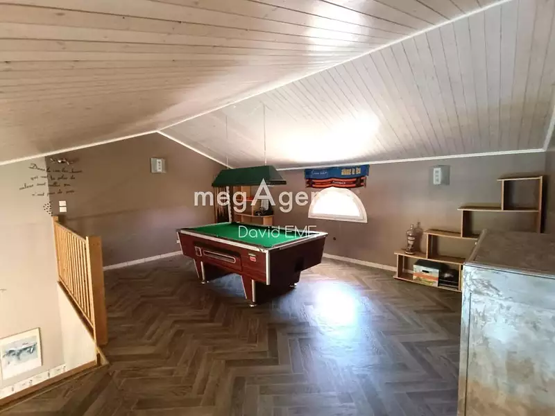 Maison, 175 m²