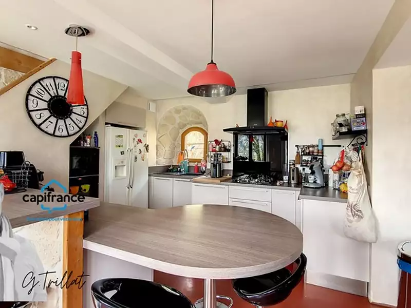 Maison, 192 m²