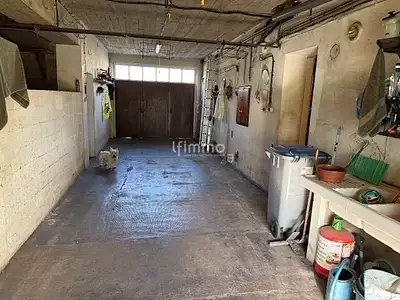 Maison, 299 m²