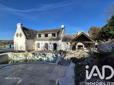 Maison, 218 m²