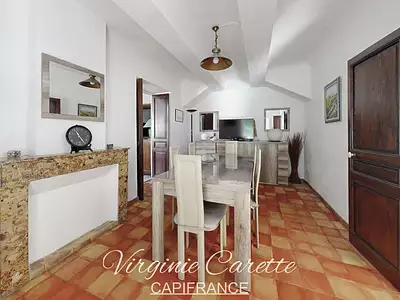 Maison, 233 m²