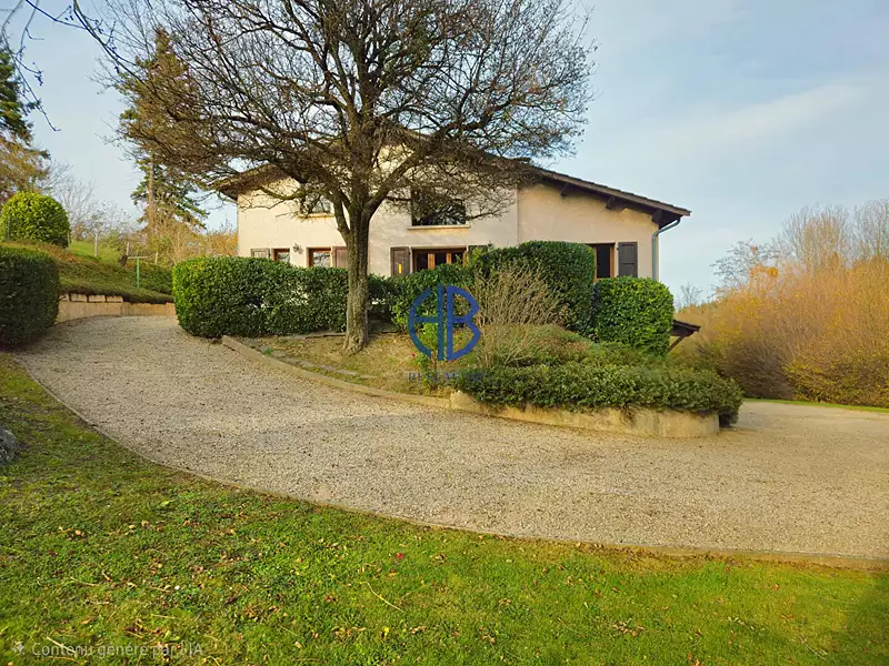 Maison, 163 m²