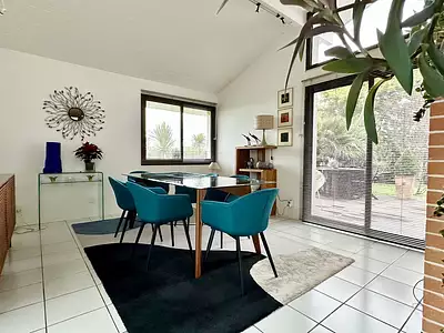 Maison, 240 m²
