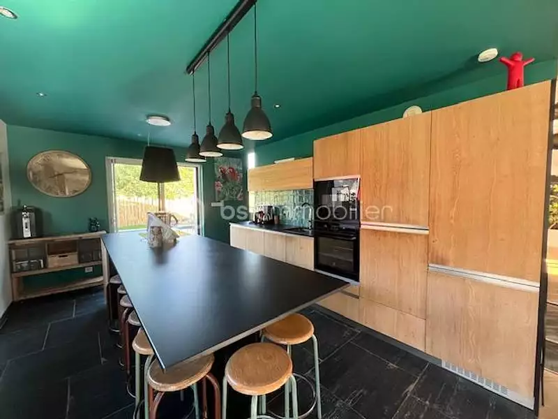 Maison, 203 m²