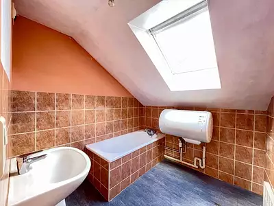 Immeuble, 121 m²