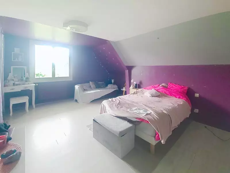Maison, 197 m²