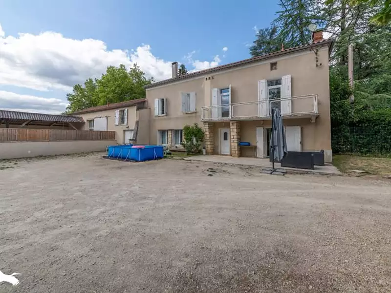 Maison, 270 m²