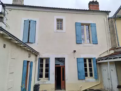 Maison, 215 m²