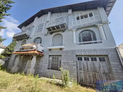 Maison, 350 m²