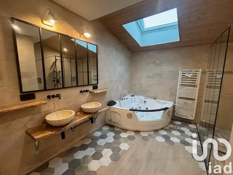 Maison, 230 m²